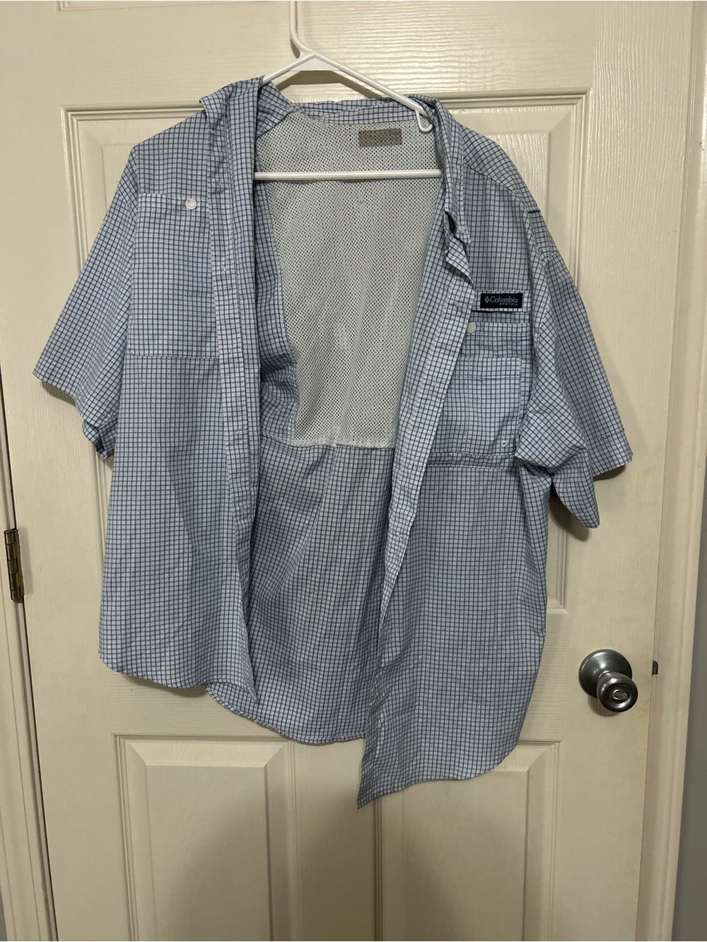 Columbia Short-Sleeve Light Blue Check Button-Front Shirt